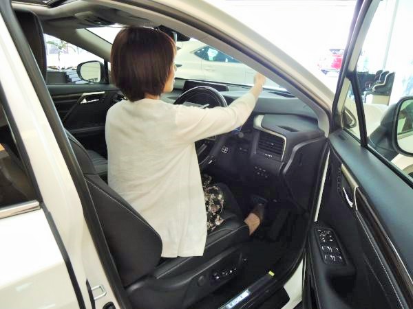 レクサスRX450hを試乗した評価｜内装・価格・運転してみた感想