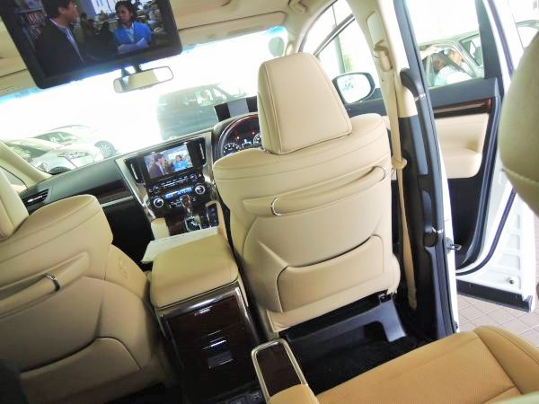 alphard71-11